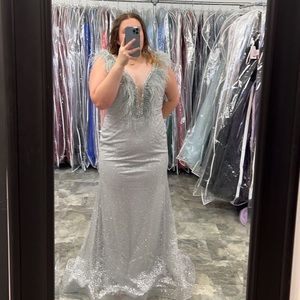 prom dress - silver - 18w